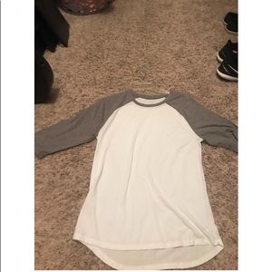 Baseball tee